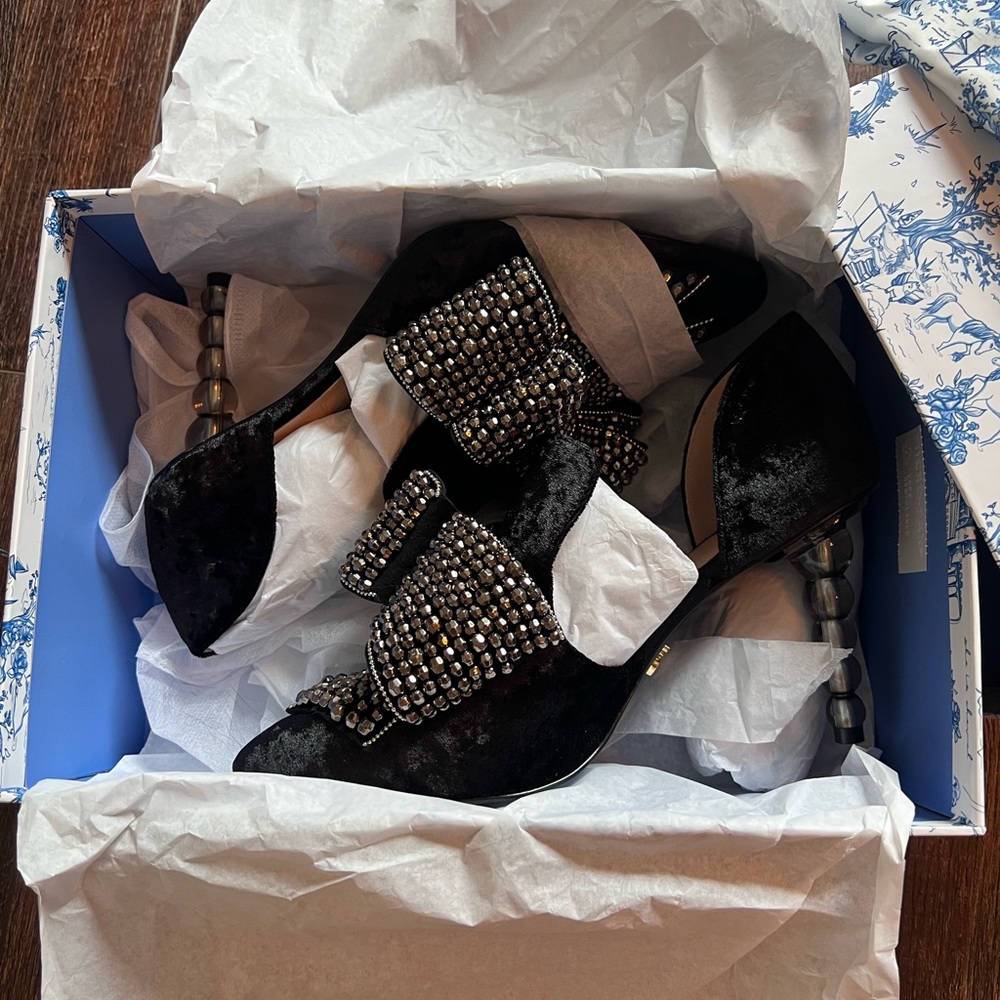She Is Cheval Black Velvet Heels